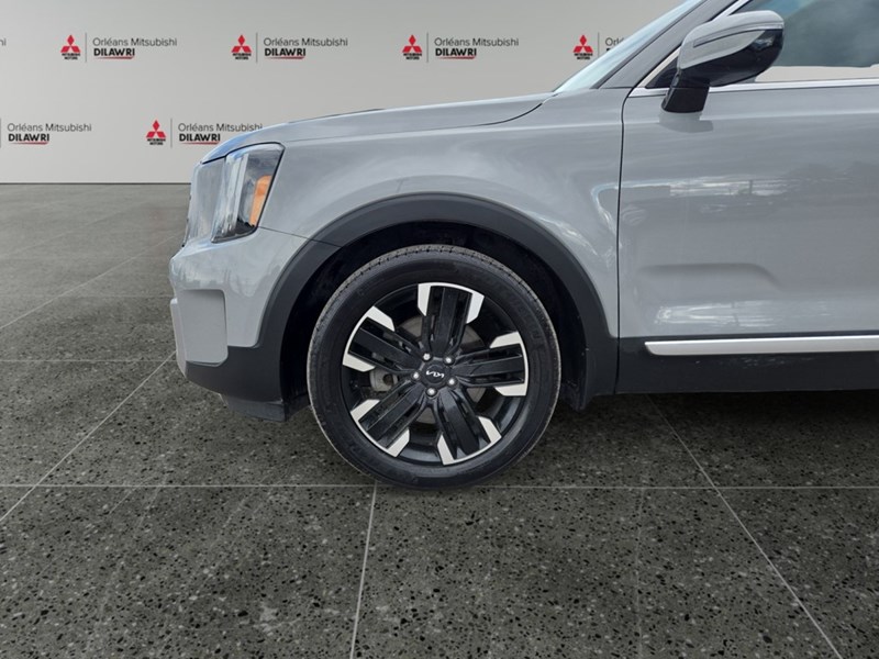 2023 Kia Telluride SX Limited AWD w/Black Interior