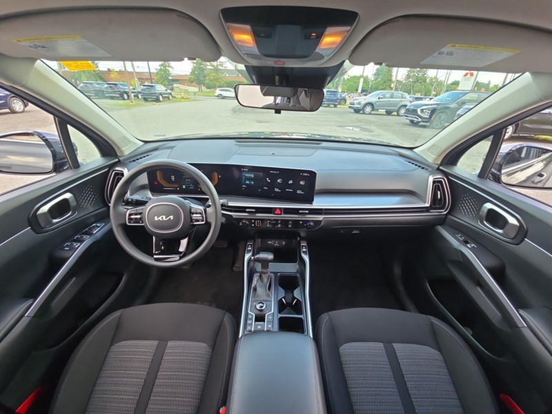 2024 Kia Sorento LX AWD