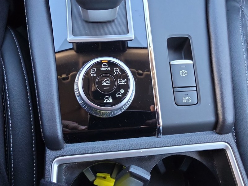 BLACK DIAMOND 2024 Mitsubishi Outlander SEL S-AWC