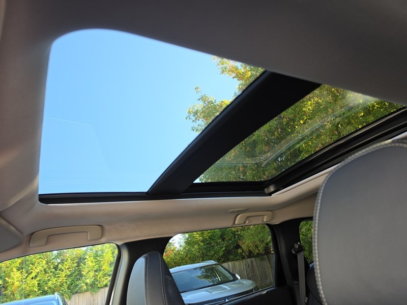 BLACK DIAMOND 2024 Mitsubishi Outlander SEL S-AWC