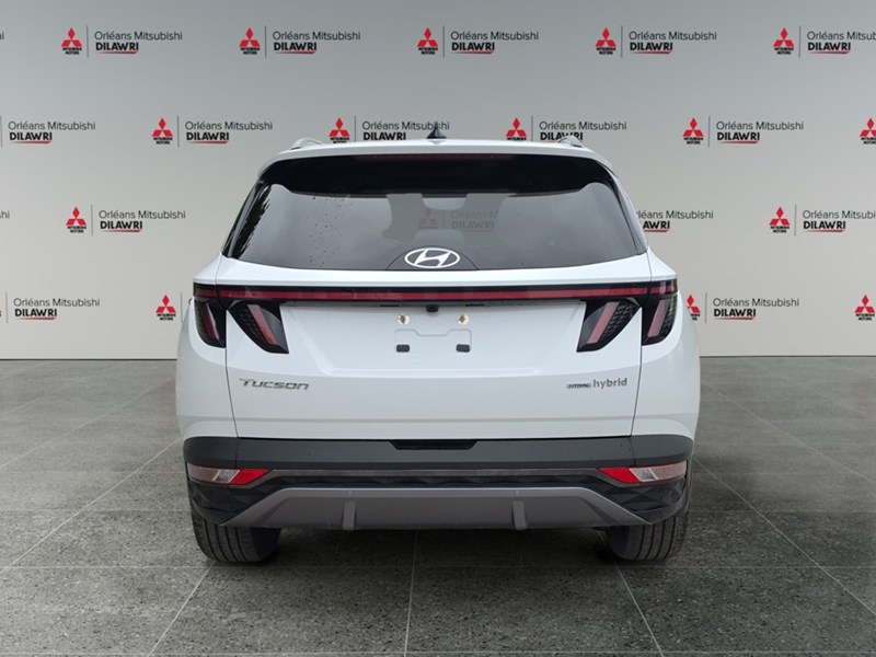 CRYSTAL WHITE 2024 Hyundai Tucson Hybrid Luxury AWD