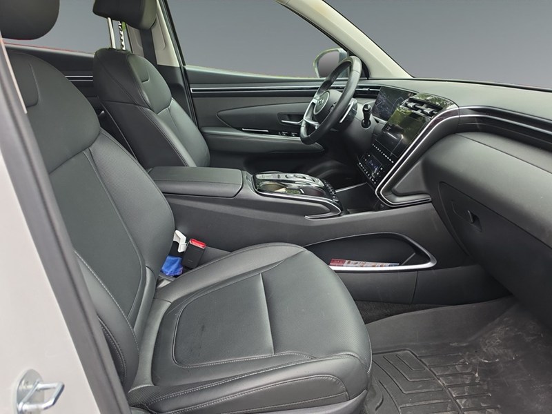 CRYSTAL WHITE 2024 Hyundai Tucson Hybrid Luxury AWD