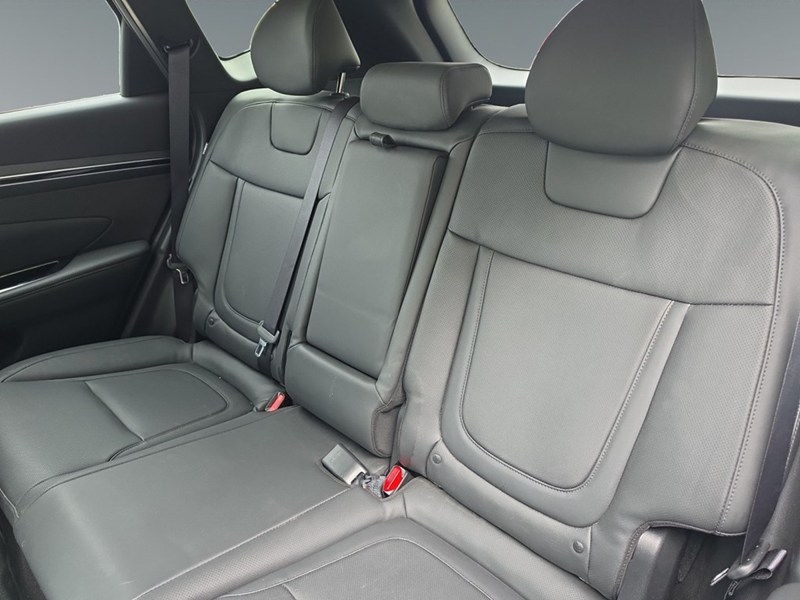 CRYSTAL WHITE 2024 Hyundai Tucson Hybrid Luxury AWD