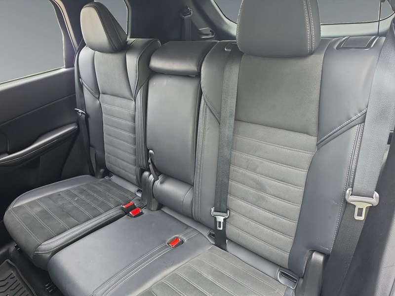 BLACK DIAMOND 2024 Mitsubishi Outlander SE S-AWC