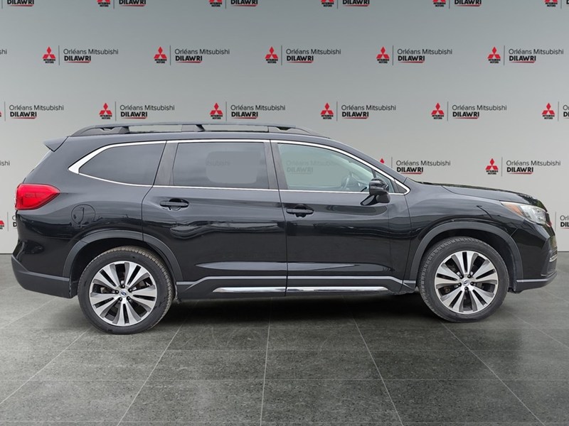CRYSTAL BLACK S 2019 Subaru Ascent Limited 8-Passenger