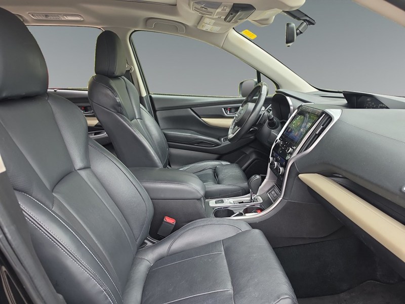 CRYSTAL BLACK S 2019 Subaru Ascent Limited 8-Passenger