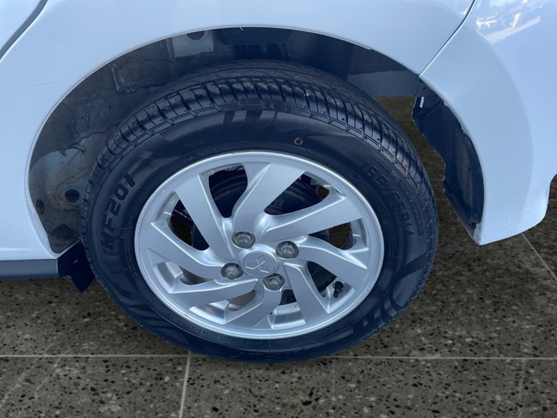 2022 Mitsubishi Mirage SE CVT