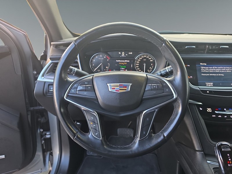 ARGENT SILVER M 2023 Cadillac XT5 AWD 4dr Luxury
