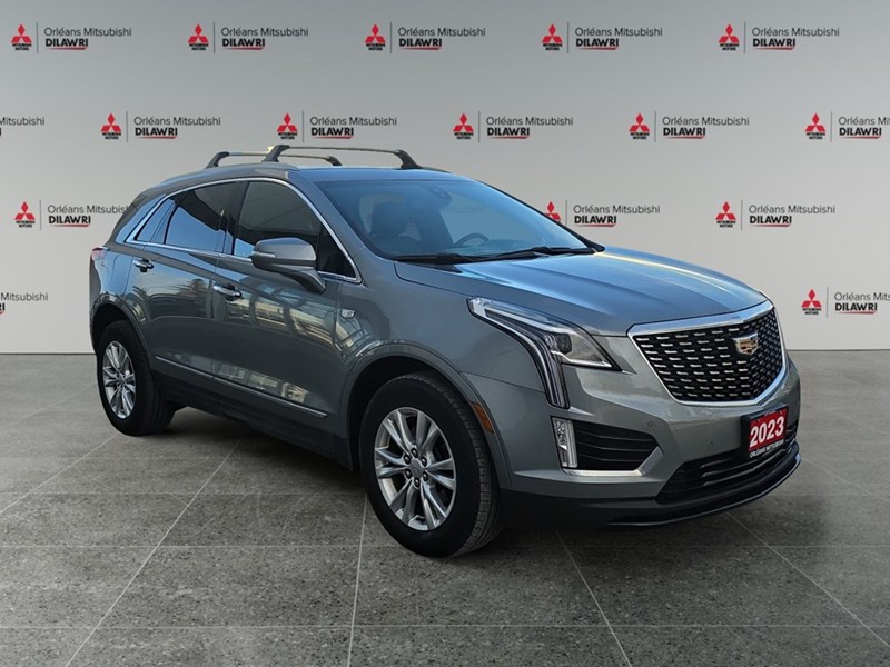 ARGENT SILVER M 2023 Cadillac XT5 AWD 4dr Luxury