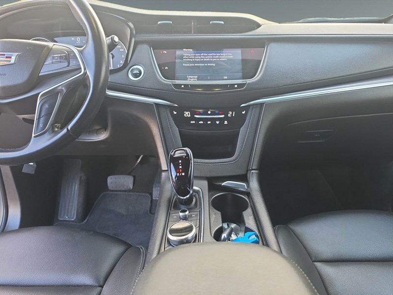 ARGENT SILVER M 2023 Cadillac XT5 AWD 4dr Luxury