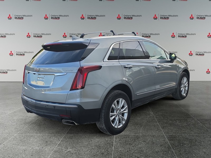 ARGENT SILVER M 2023 Cadillac XT5 AWD 4dr Luxury
