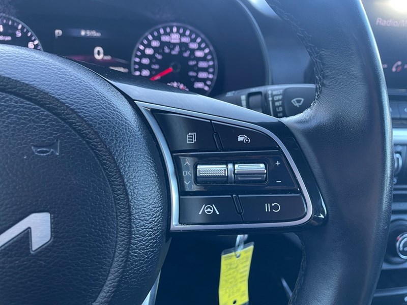 2023 Kia Forte EX IVT