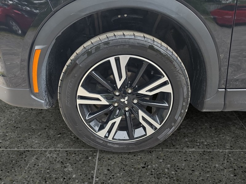 TARMAC BLACK PE 2023 Mitsubishi Eclipse Cross ES S-AWC