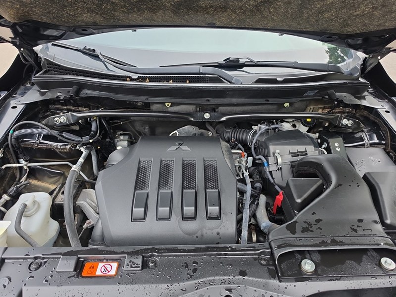TARMAC BLACK PE 2023 Mitsubishi Eclipse Cross ES S-AWC