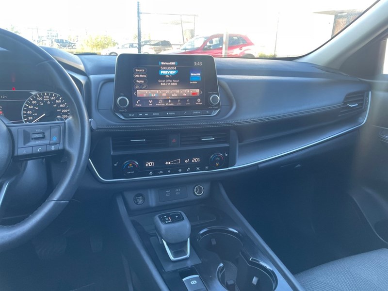 2024 Nissan Rogue AWD SV Moonroof