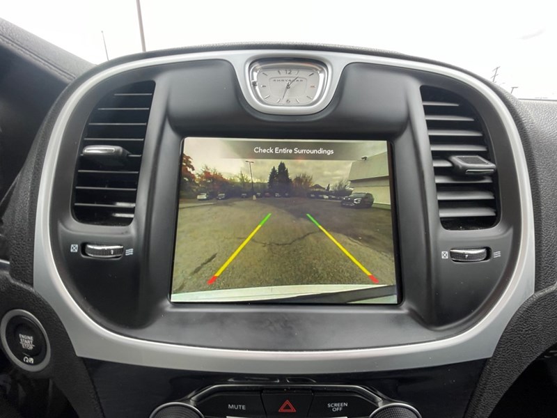 2023 Chrysler 300 300 Touring L AWD