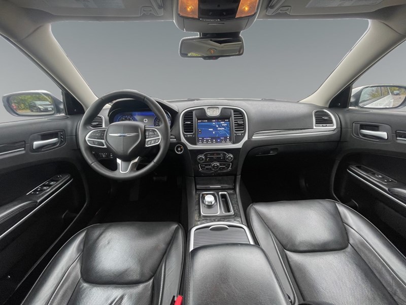 2023 Chrysler 300 300 Touring L AWD