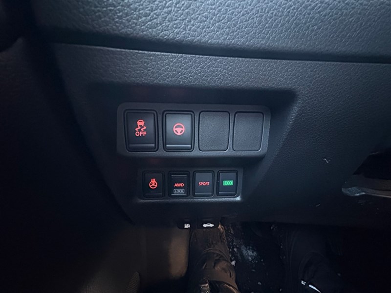 2023 Nissan Qashqai AWD SL CVT