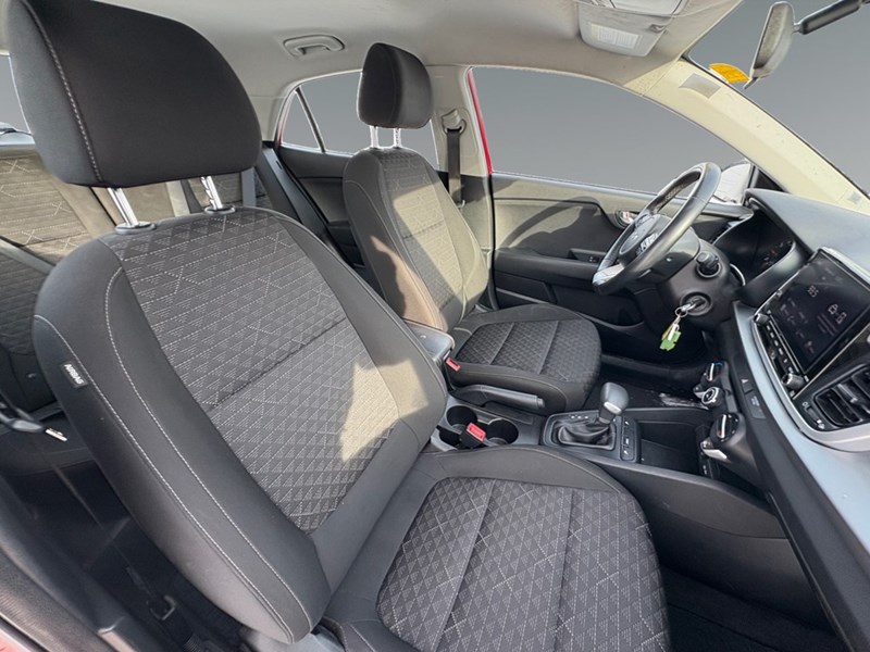 2023 Kia Rio LX+ IVT