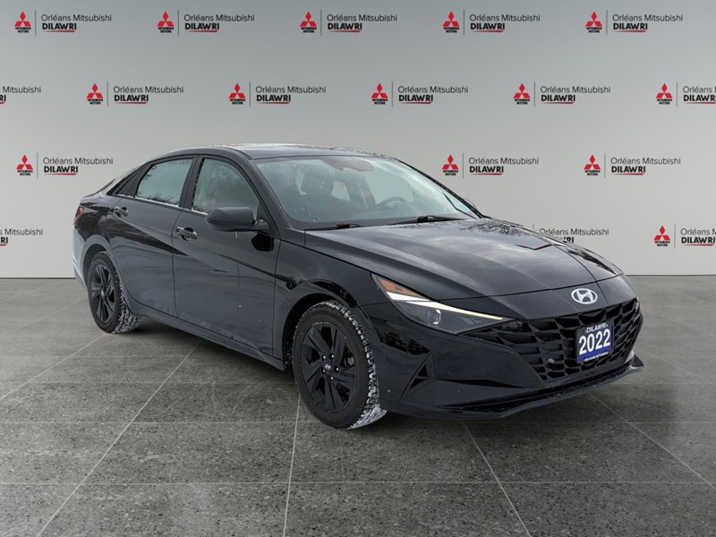 2022 Hyundai Elantra Preferred IVT