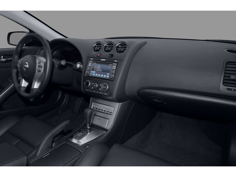 Ottawa S Used 2008 Nissan Altima 3 5 Se In Stock Vehicle Page 2008 Nissan Altima 3 5 Se Interior Shot 1
