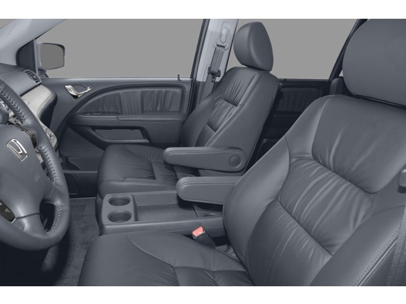 2010 Honda Odyssey 4dr Wgn Touring w/RES & Navi Interior Shot 5