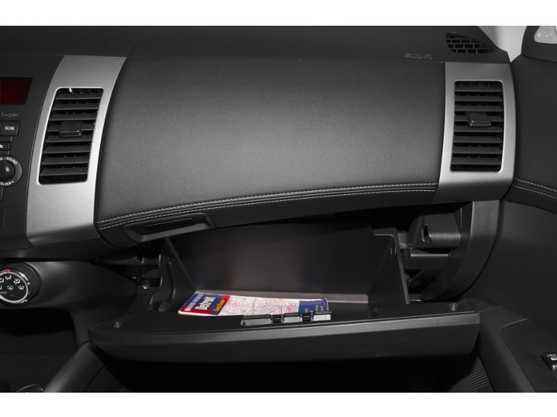 RALLY RED METAL 2010 Mitsubishi Outlander 2WD 4dr ES interior