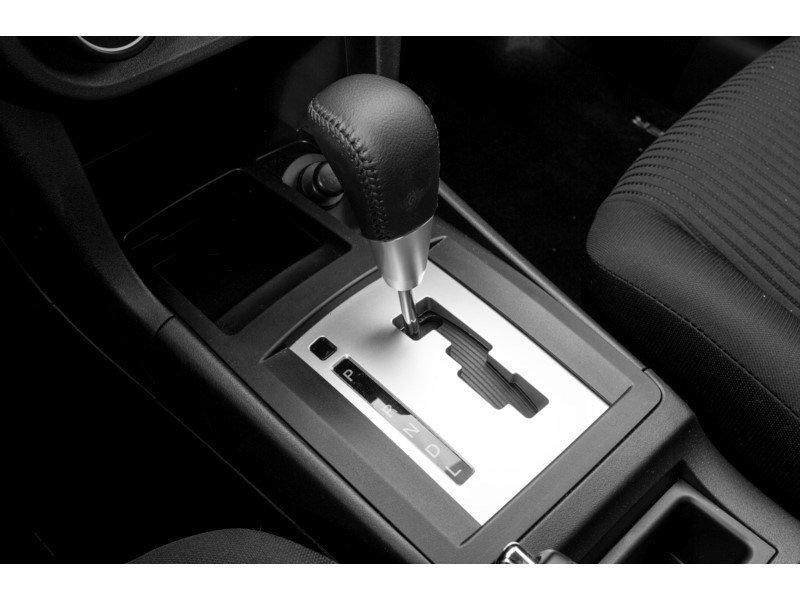 2015 Mitsubishi Lancer Sportback SE Exterior Shot 9