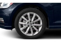 2018 Volkswagen Golf SportWagen Trendline Manual Exterior Shot 5