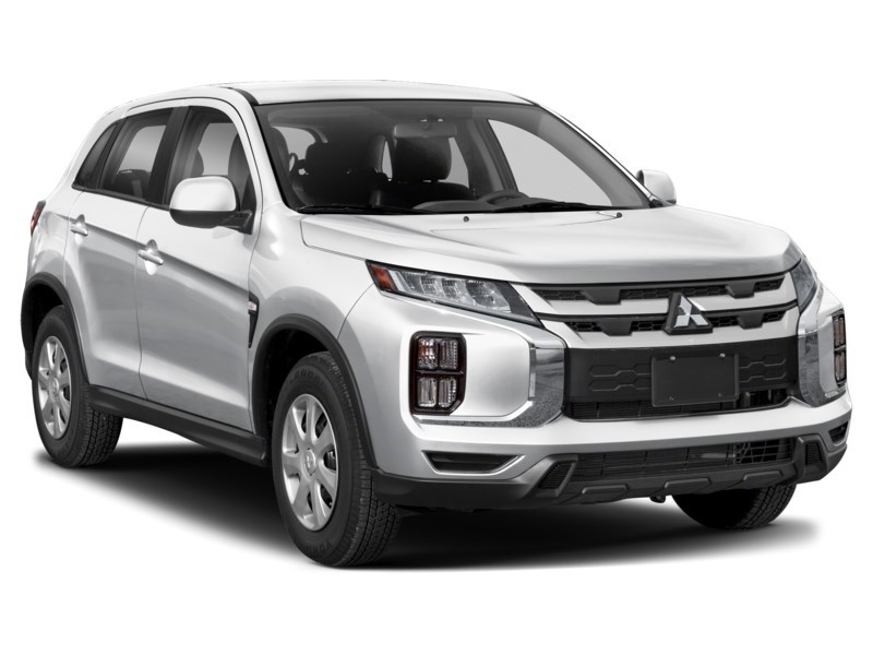 2023 Mitsubishi RVR ES FWD Exterior Shot 8