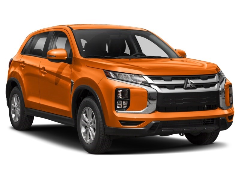 2022 Mitsubishi RVR SE AWC Exterior Shot 8