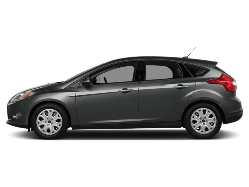 TUXEDO BLACK METALLIC 2014 Ford Focus 5dr HB SE exterior