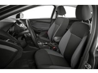 TUXEDO BLACK METALLIC 2014 Ford Focus 5dr HB SE interior