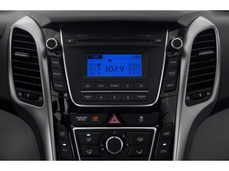 2016 Hyundai Elantra GT 5dr HB Auto GL Interior Shot 1