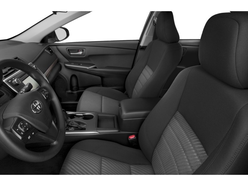 2017 Toyota Camry 4dr Sdn I4 Auto LE Interior Shot 4