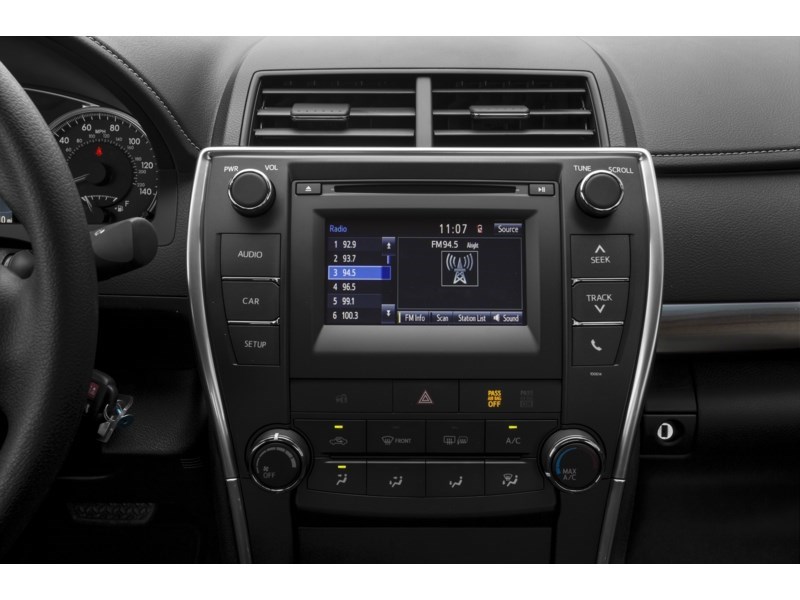 2017 Toyota Camry 4dr Sdn I4 Auto LE Interior Shot 2