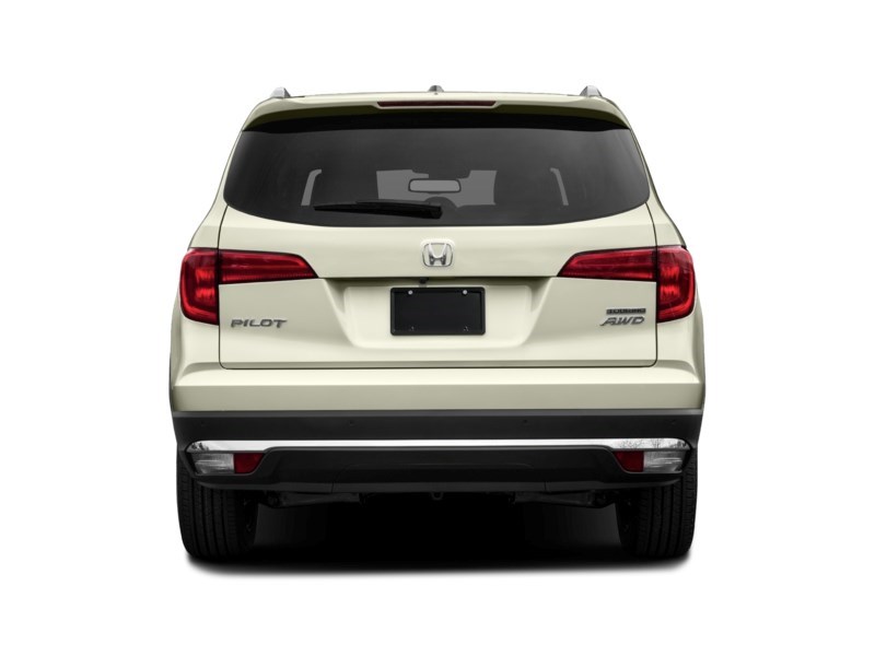 2017 Honda Pilot 4WD 4dr Touring Exterior Shot 8
