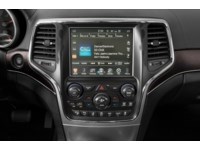 2020 Jeep Grand Cherokee Summit 4x4 Interior Shot 2
