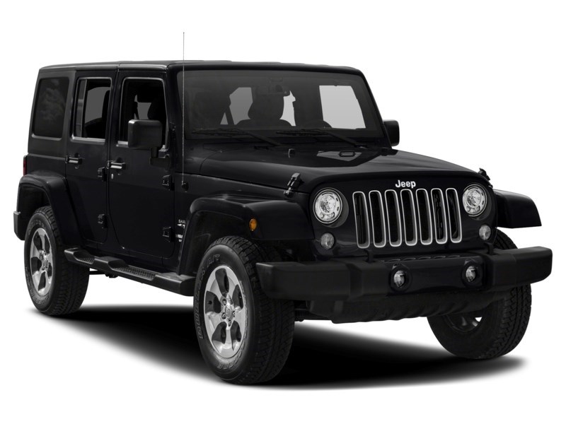 2018 Jeep Wrangler JK Unlimited ALTITUDE Exterior Shot 9