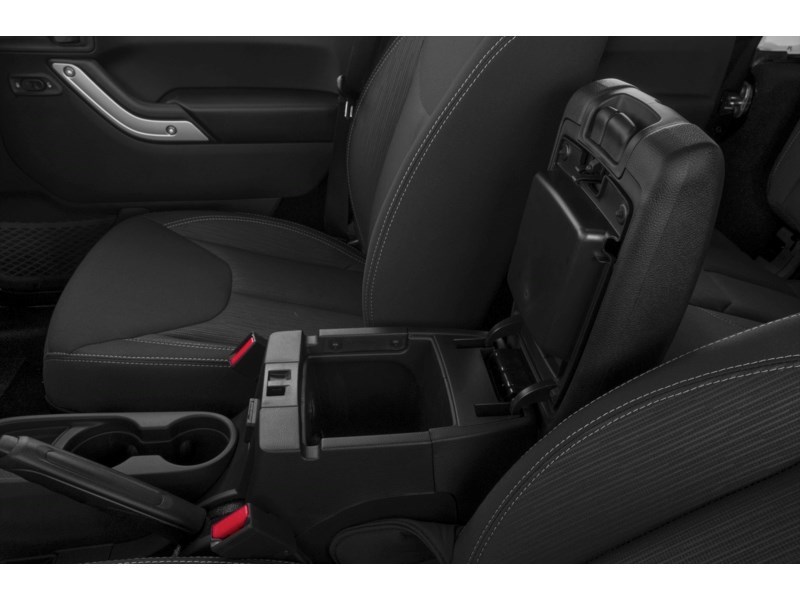 2018 Jeep Wrangler JK Unlimited ALTITUDE Interior Shot 7
