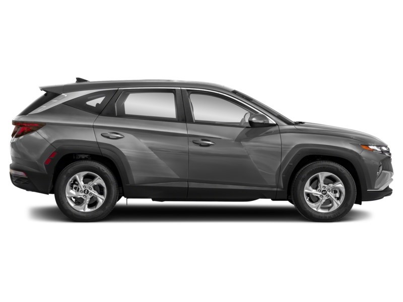 2022 Hyundai Tucson Essential FWD Exterior Shot 10