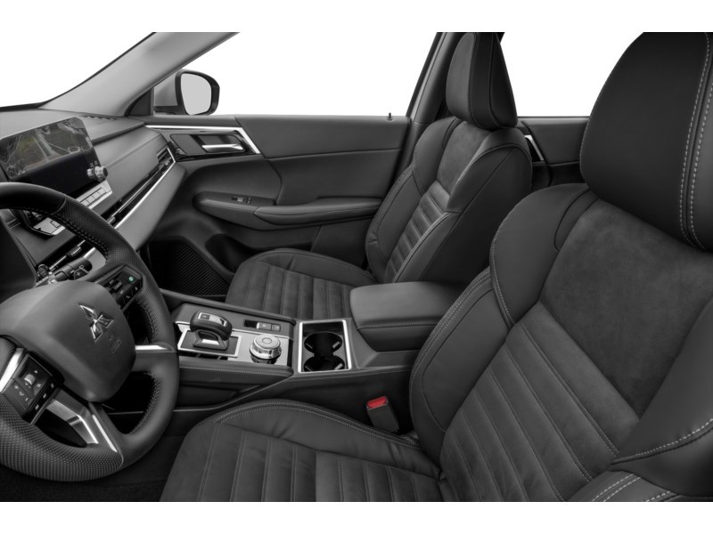 2024 Mitsubishi Outlander SE S-AWC Interior Shot 4