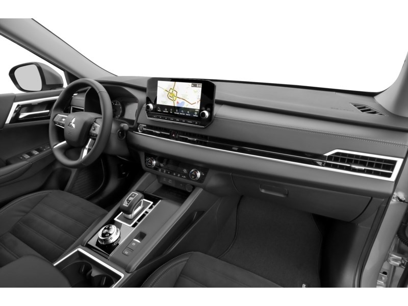 2022 Mitsubishi Outlander SE Interior Shot 1