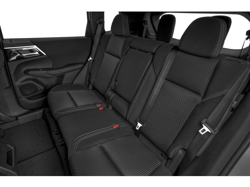 2024 Mitsubishi Outlander LE S-AWC Interior Shot 5
