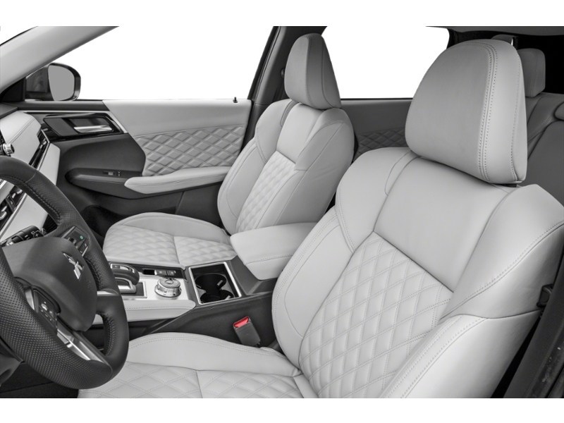 2022 Mitsubishi Outlander GT S-AWC Interior Shot 4