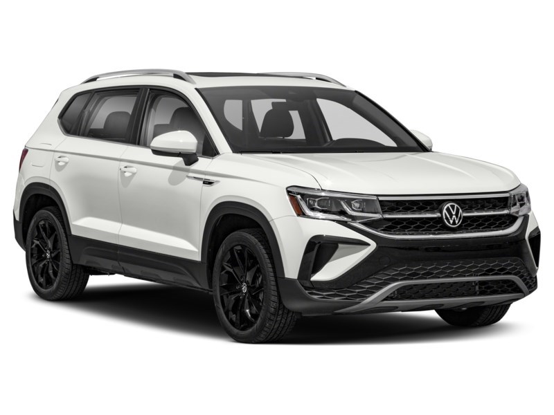 2024 Volkswagen Taos Highline 4MOTION Exterior Shot 8