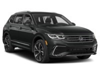 2024 Volkswagen Tiguan Highline R-Line 4MOTION Exterior Shot 8