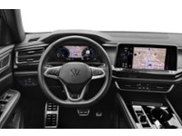 PURE GRAY 2025 Volkswagen Atlas Cross Sport Comfortline R-Line Black Edition 2.0 TSI 4MOTION interior
