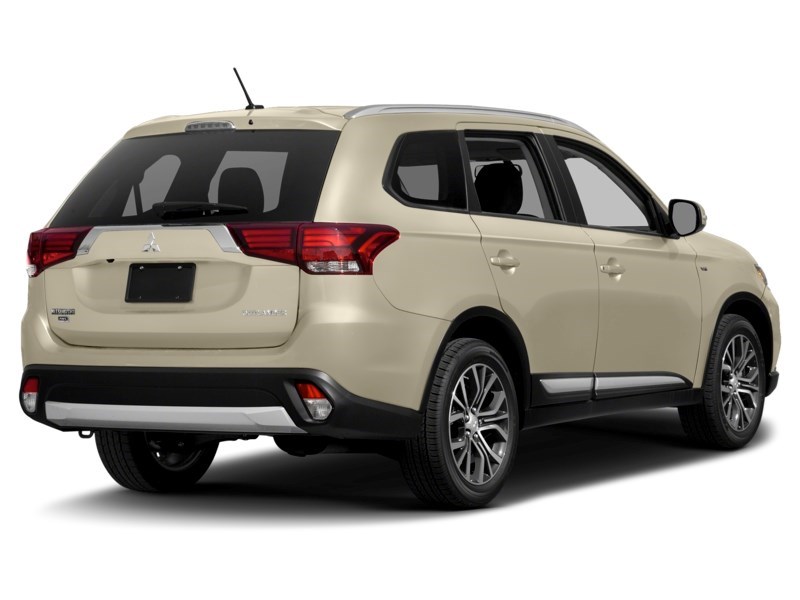 2018 Mitsubishi Outlander SE AWC Diamond White Pearl  Shot 6