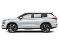 2024 Mitsubishi Outlander SE S-AWC White Diamond  Shot 3
